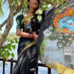 Swasika Instagram - Throwback to onam vibes 🥰 Costume : @navamimypassionyourfashion PC: Thank you @premjacob06 #swasika #swasikavj #swasikavlogs #swasikactress Location courtesy @karmaliz_casa_de_lake Jewelleries @aarohi_online