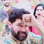 Swasika Instagram - Enthoru kashtama ...😏😏 @actor__niyaz @swasikavj #reelsgram #reelgrowth #instaboy #mallucomedy #comedy #malayalamcinemasetting #guru #photooftheday #redactor #actorsworld #movie #serialactors #serial #swasika #premjacob #browneyes #comedy #locationfun