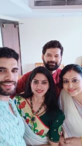 Swasika Instagram - TrendOnam....what we do behind camera 😅😋🥰 

#trending #onam #swasika #malayalam #traditional #tiktok #reelsgram #traditional