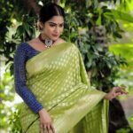 Swasika Instagram - Feelings come and go like clouds in a windy sky. Conscious breathing is my anchor. Makeup: @abilashchickumakeupartist Saree : @thebrandstorebyfebitha Photography: @midhinlal #swasika #swasikavj #swasikavlogs #swasikactress #swasikavijayactress #saree #sareelove #greensaree