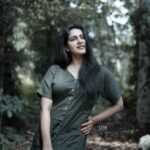 Swasika Instagram - Amidst the Greens ! Photography: @gokul_a10 #swasika #swasikavj #swasikavlogs #swasikactress #swasikavijayactress #swasikavijay