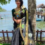Swasika Instagram - Throwback to onam vibes 🥰 Costume : @navamimypassionyourfashion PC: Thank you @premjacob06 #swasika #swasikavj #swasikavlogs #swasikactress Location courtesy @karmaliz_casa_de_lake Jewelleries @aarohi_online