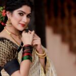 Swasika Instagram - Happy Onam🏵 Makeup : @abilashchickumakeupartist Saree : @ruuhbythebrandstore and @thebrandstorebyfebitha Jewellery: @inikacollections Flowers : @renjinidas.r Photography: @karuntvm #happyonam #onam #swasika #swasikavijay #swasikaactress