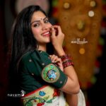 Swasika Instagram - Pepping up with some pre onam getups ! Saree : @navamimypassionyourfashion Photography: @anand_kovalam #swasika #swasikavj #swasikavlogs #swasikactress #onam #onamvibes #keralasaree #setsaree