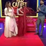 Swasika Instagram - A beautiful and fun session in Red Carpet with the new couples @durgakrishnaartist @arjunravindranofficial @bilahari_experiments @krisnasankar @ram.mohan_ @manikandan_ayyappa @amritatv #swasikavj #redcarpet #swasika #durgakrishna #durgakrishnaartist #arjunravindran #kudukkusong #kudukku2025theythakasong
