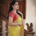 Swasika Instagram - When the wind played along with the drape and poses. Mua : @rosepetalsbridalmakeup Stylist : @rashmimuraleedharan Photographer @reshma_photography Saree : @ladies_planet_ Jewellery: @ladies_planet_rental_jewellery #swasika #swasikavj #yellowdrape #yellowlove #drapelove #sareelove #amritatv #redcarpet