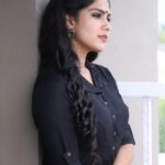 Swasika Instagram - “Let the beauty of what you love be what you do.” – Rumi #swasika #swasikavj #swasikavijay #swasikaproductions #swasikablogs #swasikavlogs #swasikactress #blackandwhite #malayalamactress #malayalammovie #movieactress #malayalamcinema