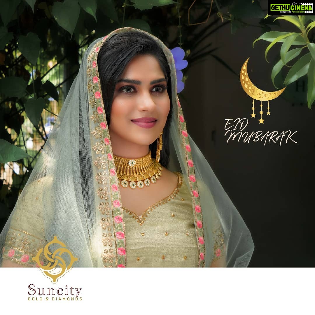 Swasika Instagram - EID MUBARAK ! Stay Home , Stay Safe , Stay Healthy and Celebrate 🥰 #swasika #swasikavlogs #swasikavijay #swasikavj #swasikavijayactress #malayalamactress #swasikaproductions #eidmubarak #eidulfitr