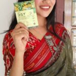Swasika Instagram - @priisindia Presenting BSY Noni Black Hair Magic, a fruit based shampoo extracted from genuine Hawaiian Noni fruit which blackens grey hair within just 5 minutes. It’s a colouring product formulated with various herbal essences for hair nutrition. The herbal ingredients can rapidly turn your hair black and keep it healthy. Besides blackening hair, it also has anti-dandruff and nourishing properties which can supply essential nutrients to hair roots and effectively prevent hair lose. Use coupon code : BSYSWASIKA to get 50% OFF for first two days, 30% OFF until five days and 10% OFF after five days. For more, visit : www.priisindia.com #BSYNoni #Blackhair #PriisIndia #Haircoloring #Priis #Haircare #Hairdye #Greycoverage #Naturalblack #BSY #Blackhaircolor #Noni #Swasika #PriisGlobal