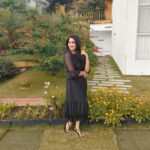 Swasika Instagram - I have always loved taking the scenic route and enjoying that vibe is priceless. Here is a random click from my morning stroll at @fragrantnature ,Munnar. The black dress from : @lepapillonkochi5 PC @d_maverick_ #fragrantnaturemunnar #fragrantnature #swasikavj #swasika #swasikactress #swasikavlogs