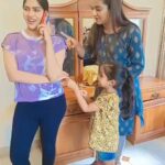 Swasika Instagram - Trending with swasika chechy and mareena chechy🥰🥰🥰 Watch till the end friends ....chechymaar chaitha kazhinjonn njn onnu check chaithatha😜 @swasikavj @mareenamichaelkurisingal #mimmuz #mrunmayiofficial #instagrammer #trendingreels #trendingsongs #instadaily #instagrammer Trivandrum, India