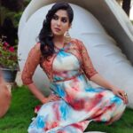 Swasika Instagram - It's all in the shades , tints and combos ! Wearing : @chic_designer_boutique Makeup : @mukeshmuralimukesh #swasikavj #swasika #swasikavlogs #swasikavijay #starmagic #redcarpet #amritatv #malayalamactress #malayalammovies #modelshoot