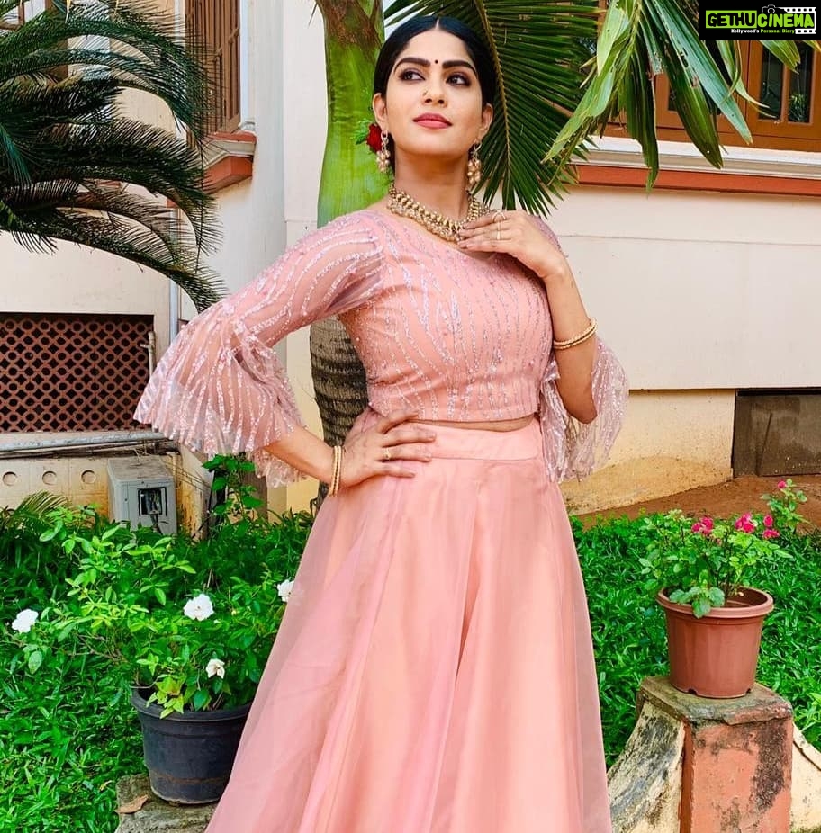Swasika Instagram - Dance, and make joyous the love around you. Dance, and your veils which hide the Light shall swirl in a heap at your feet.-Rumi @nithinju @iamsree_sk MUA @ashna_aash_ Wearing @thanuzbridalboutique #swasikavj #swasikavj #swasika #swasikavlogs #redcarpet #malayalamactress #malayalaminfluencer #keralainfluencer