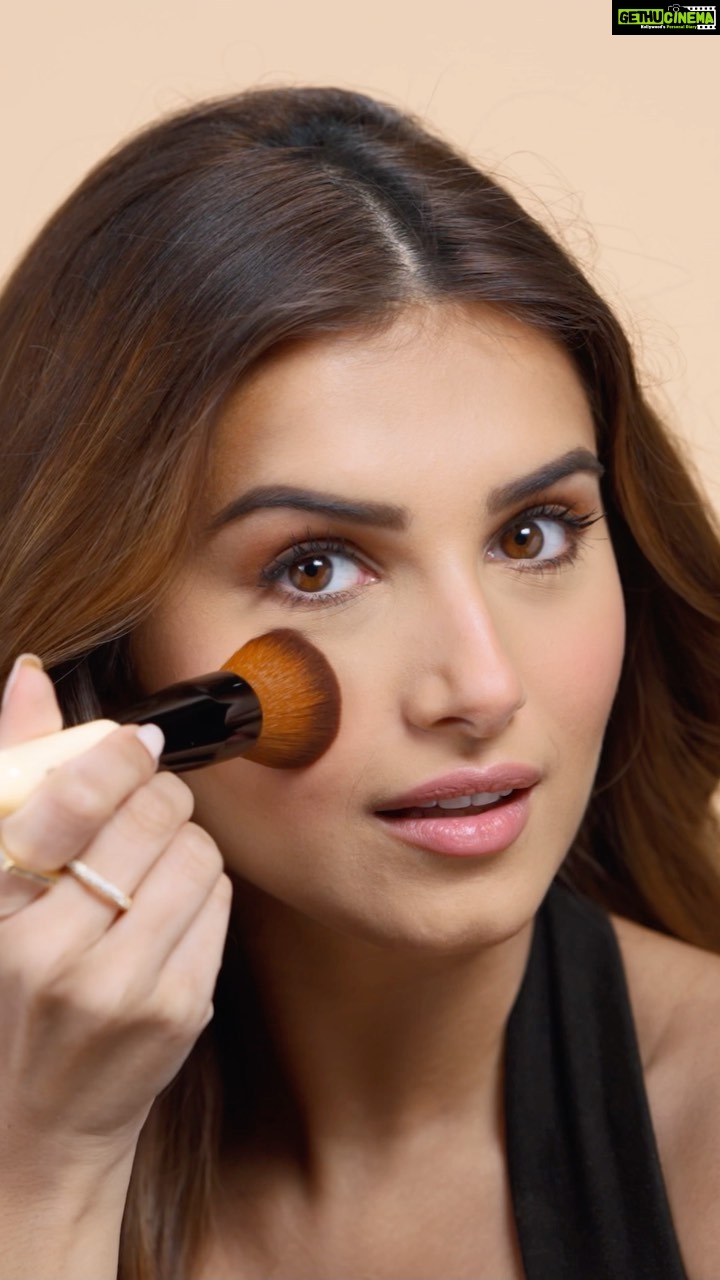 Tara Sutaria Instagram - I'm going all in on skin with my favorite @bobbibrownindia Skin Long-Wear Weightless Foundation SPF15 in Warm Beige . It's lightweight, 16-hour lasting, shine cnotrolling & sweat and humidity-resistant (perfect for the summer), and give's a natural matte skin finish. Shop your Bobbi Brown favorites now on bobbibrown.in and get 20% off on Rs.3,000 until tomorrow. #BobbiBrownIndia #BobbiBrown