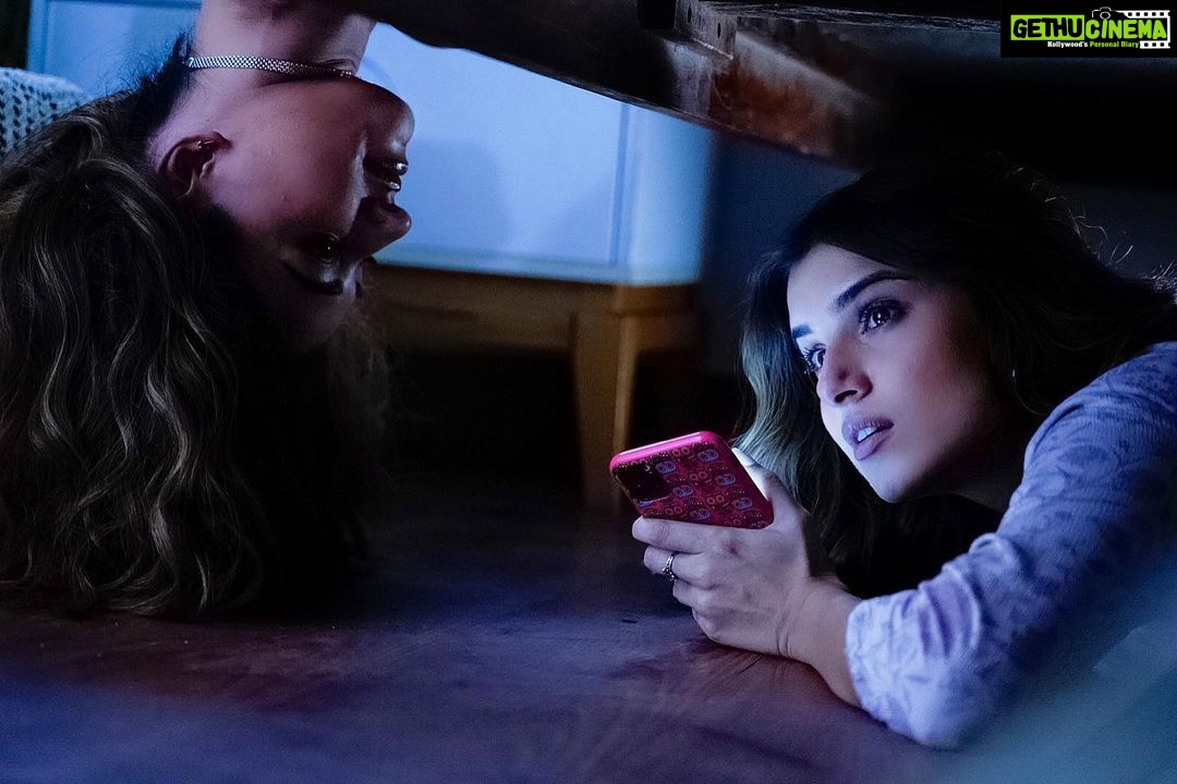 Tara Sutaria Instagram - Our fav tease! You ready to find out? 😉🎶🎥 #EkVillainReturns in cinemas today!!!!! Promise we won’t disappoint🖤🎶🎥 @dishapatani 🦹♀️