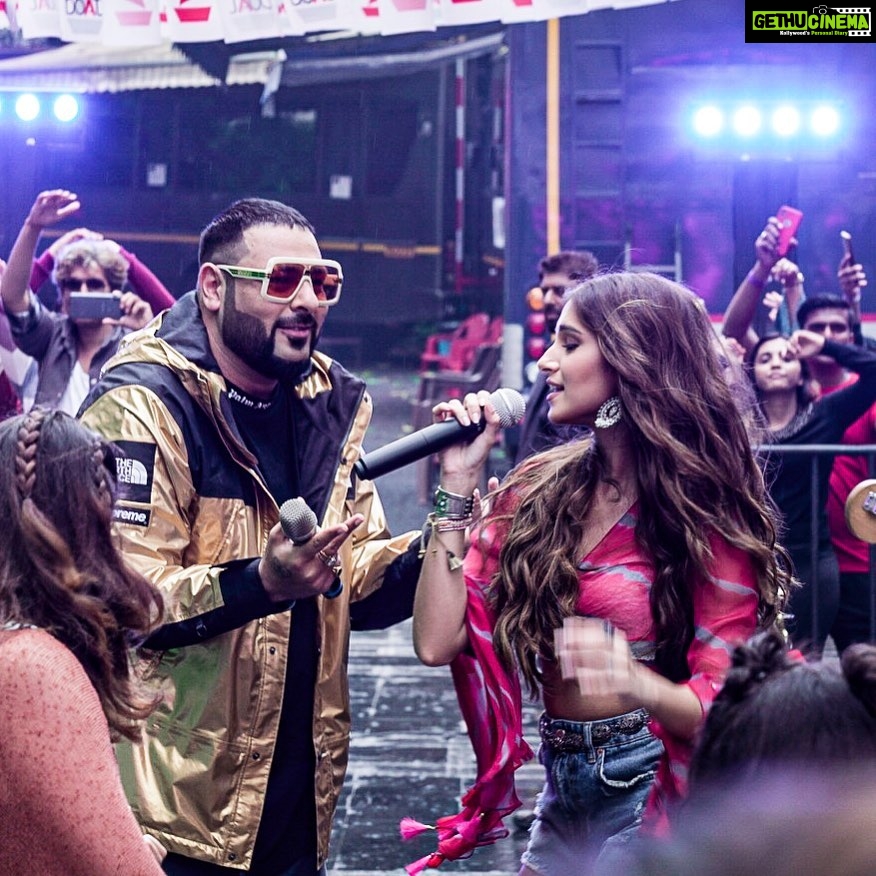 Tara Sutaria Instagram - Thank you my fav for being there and sharing your gift with us!!!! 🥹♥️ You made my singing debut and Shaamat so much more special just by being in it❤️🔥 @badboyshah
