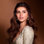 Tara Sutaria Instagram - Catch the light with @tarasutaria's festive favorites, inspired by the vibrant and sparkling season of Diwali. Introducing her exclsuive Lip & Eye Kits, now available on bobbibrown.in. Use the code "tara" for a special surprise at checkout. Valid from 4th - 8th October. #BobbiBrownXTaraSutaria #BobbiBrownIndia #BobbiBrown