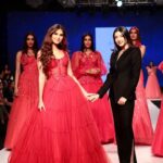Tara Sutaria Instagram - #btfw2021 #bombaytimesfashionweek @worldofasra @BombayTimes @timesfashionweek ❤️💫