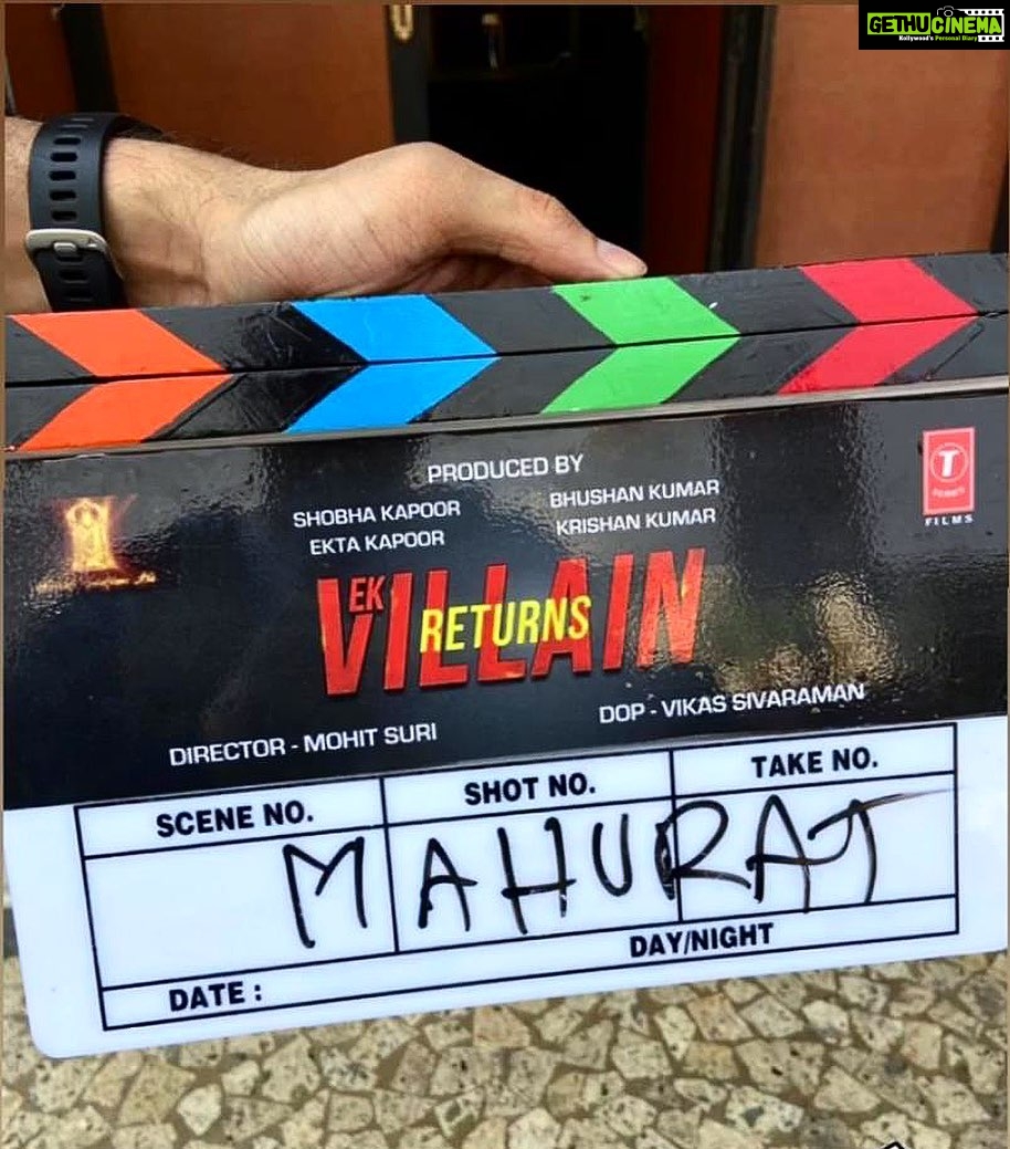 Tara Sutaria Instagram - We’re all set for some villainy.. You ready? 🖤⚡️🎥🎵 #EkVillainReturns @ektarkapoor #BhushanKumar @mohitsuri @shobha9168 @ruchikaakapoor @thejohnabraham @arjunkapoor @dishapatani @amulvmohan @balajimotionpictures @tseriesfilms @tseries.official #BalajiMotionPictures