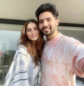 Tara Sutaria Instagram - Reunited🤍 @amaal_mallik @piasutaria missed you