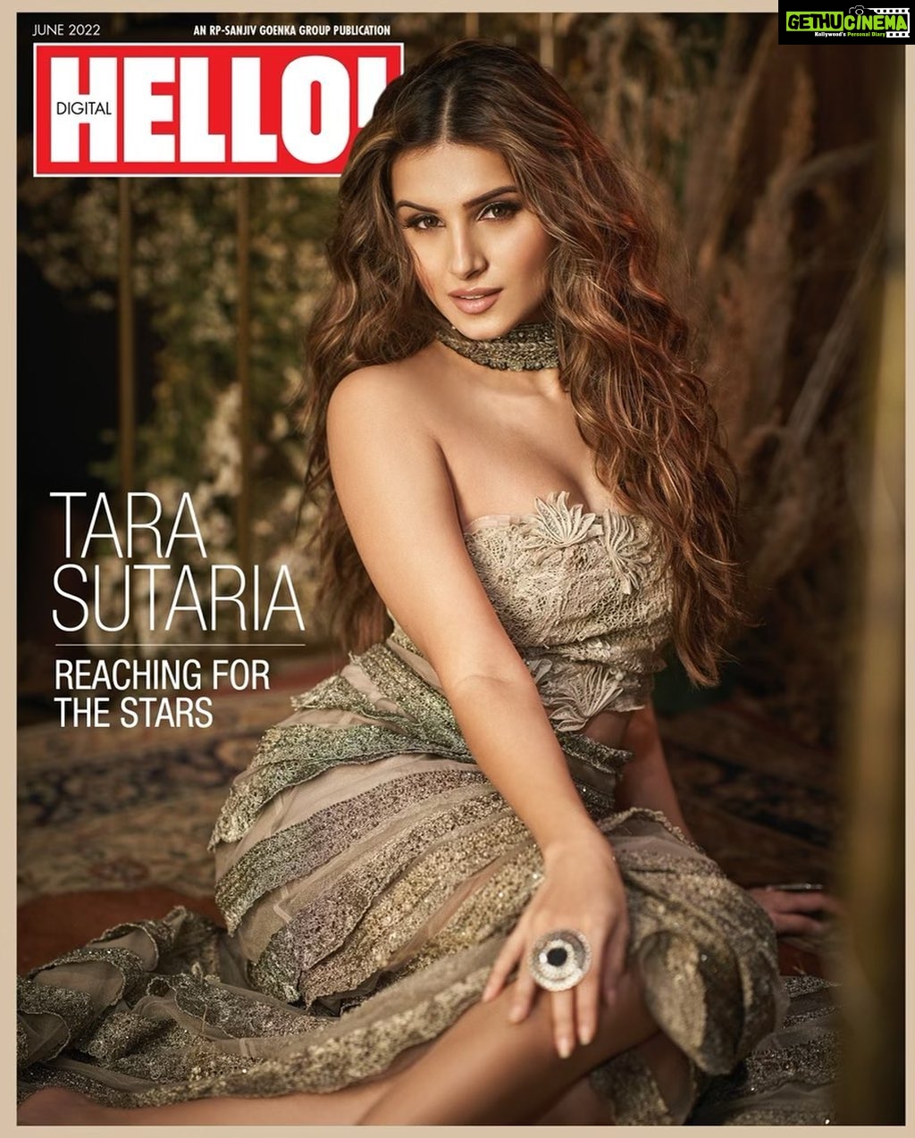 Tara Sutaria Instagram - HELLO! 😉💫🪔✨ @rohanshrestha @hellomagindia