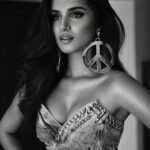 Tara Sutaria Instagram - 📸 @moschino @rahuljhangiani