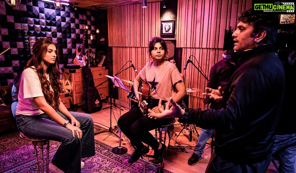 Tara Sutaria Instagram - π΅π§πΆπ€ moments in the studio for #EkVillainReturns