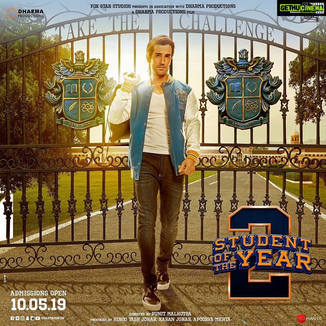 Tara Sutaria Instagram - Heating up the race and how. Here's Manav!🔥 #SOTY2Trailer out now (link in bio!) @karanjohar @apoorva1972 @tigerjackieshroff @ananyapanday @adityaseal @punitdmalhotra @dharmamovies @foxstarhindi @zeemusiccompany