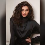 Tara Sutaria Instagram - Last night🖤 All black everything! In @alessandrarich @charleskeithofficial @gehnajewellers1 @anmoljewellers Thank you @spacemuffin27 @mehakoberoi 📸 @trishasarang