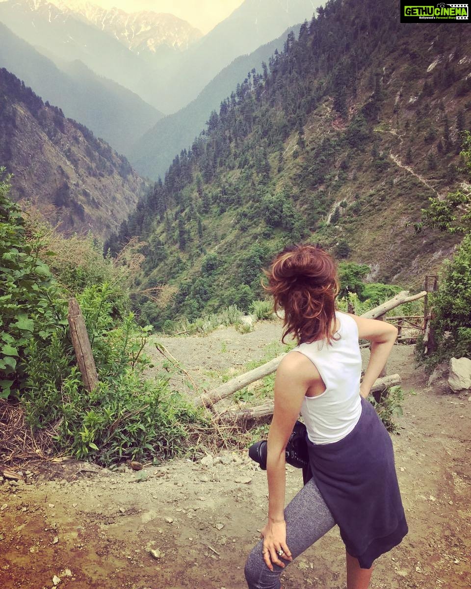 Tara Sutaria Instagram - I'd be lying if I said a certain song by Fleetwood Mac wasn't playing in my head here. #Landslide RASOL