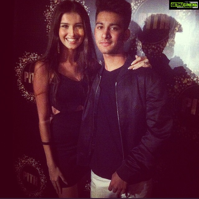 Tara Sutaria Instagram - Happy birthday @prithvitulsiani πΈβ¨πππ