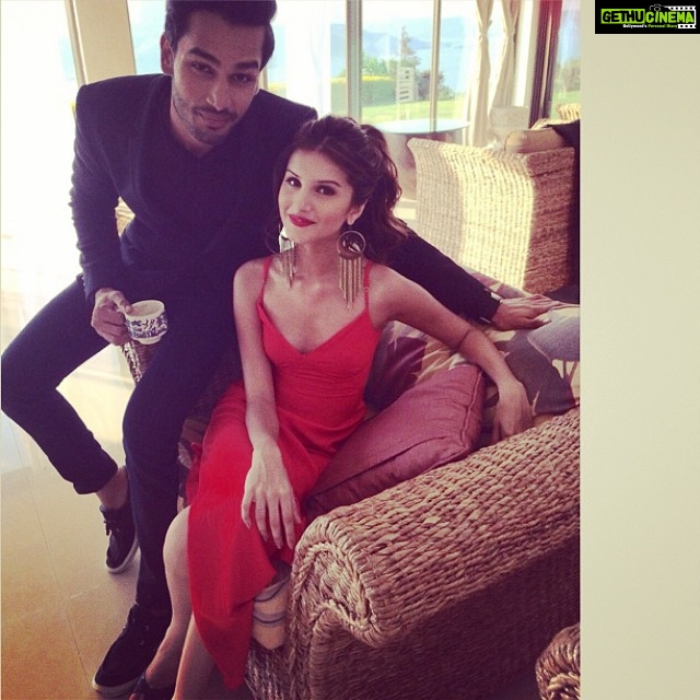 Tara Sutaria Instagram - Look what I found! So #dapper