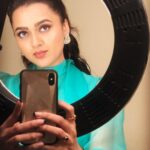 Tejasswi Prakash Instagram – From the times when I used to shoot 🙈 and if there happened to be a good light…I would do anything to take a good mirror selfie…this one’s from the shoot of intezaar…
.
.
.
#waiting #waiting #and #yep #prettymuch #stayinghome