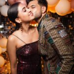 Tejasswi Prakash Instagram – And in the middle of my chaos there was you..! the kinda bond nobody but US would understand! @tejasswiprakash

Styled by: @kmundhe4442
Outfit : @bharat_reshma
📹 : @man.with.a.dreamm