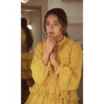 Tejasswi Prakash Instagram - Mirror mirror on the wall.....you know the drill ✌️ . . 📸 @kirz_photography Outfit @thegarmentdistrictdel Footwear @chinicdesigns_by_chini_chouhan Styled by @saachivj Assisted by @sanzimehta777 @nancyshahh @nehha_o Hair @zulekha333 Make up @rehmansiledar