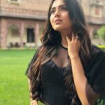 Tejasswi Prakash Instagram - Work to become not to acquire . . Outfit - @shreeyasomaiyalabel Heels @zara Styled by @saachivj Assisted by @nancyshahh @sanzimehta777 . . #black #love #hope Umed Bhawan Palace