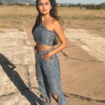 Tejasswi Prakash Instagram - The damsel in denim . . Styled by @stylebysujatasetiya Assisted by @soniajaiswall @_kanupriya_garg Outfit- @livafashionin . #tan #and #how