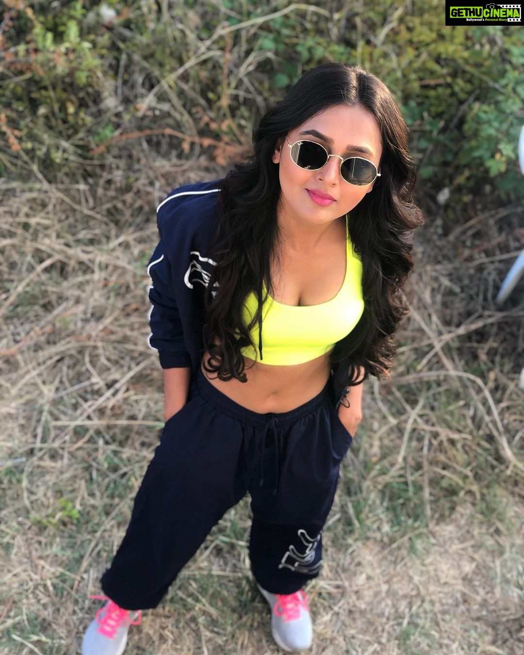 Tejasswi Prakash Instagram - So long as you fight the darkness...you stand in the light... . . Track suit @filaindia Sportswear @hm Styled by @saachivj Team @vanita_pari @sanzimehta777 @nancyshahh #sunkissed #travelholic #passion Sofia, Bulgaria