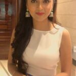 Tejasswi Prakash Instagram – Catch Me in COLORON 😍😍😍New Lip Care range of Crayon Lip Colors 💄💄💄Life has gotten a lot more simpler with something taking care of my lips 👄👄👄Nivea is a blessing😇😇😇the colours make my face glow not just the lips😍😍😍😍and the fact that it’s taking care of my lips is one thing less to worry about 😋😋😋 Use my coupon code TEJS20 and get a 20% discount when you shop your COLORON on www.purplle.com #NIVEACrayonColorAndCare
#GetYourCOLORON
#NIVEAForYou
@letspurplle @niveaindia Cine Classic Studio