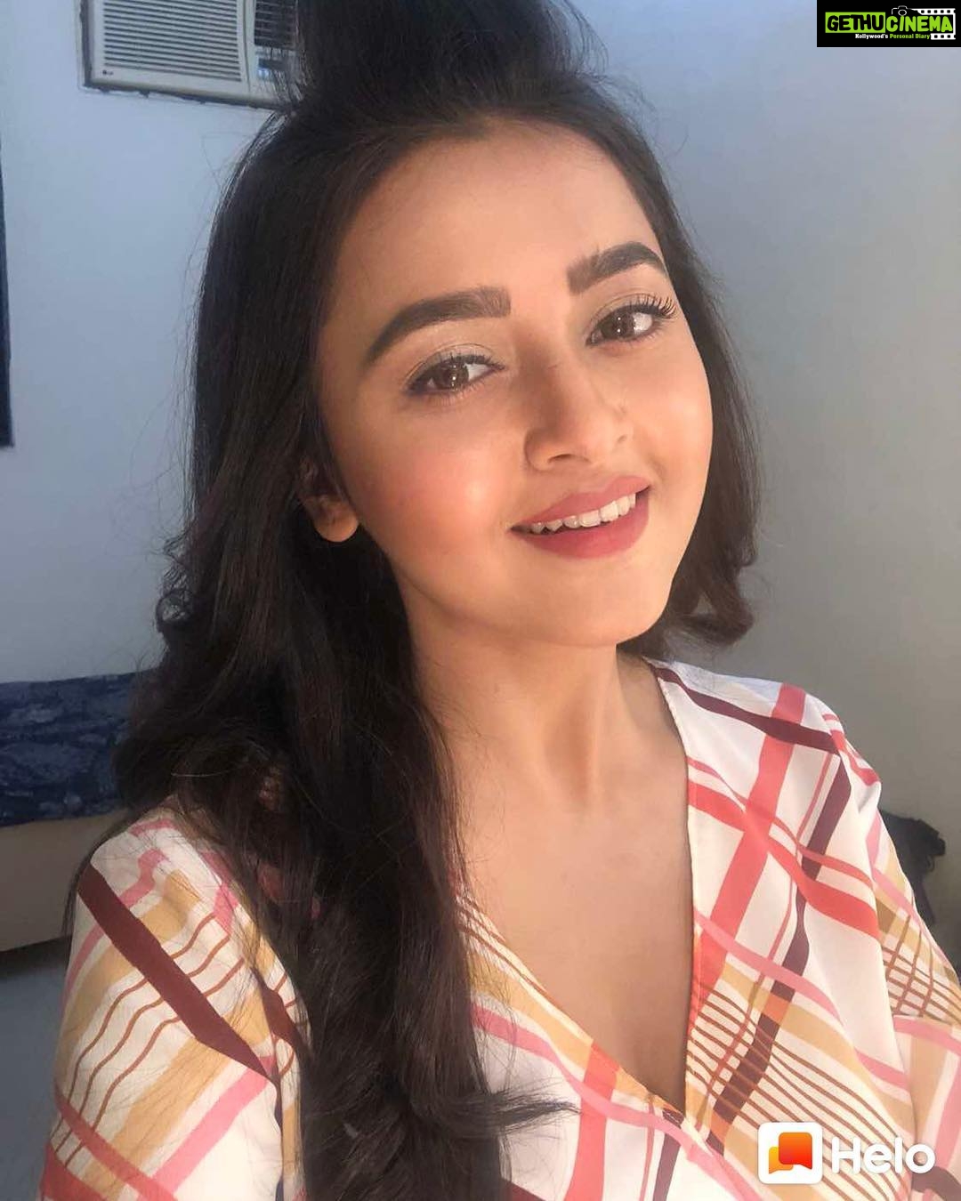 Tejasswi Prakash Instagram - Ready TAKE . . #makeuproomselfie #workmode