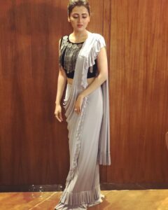 Tejasswi Prakash Instagram - Trusting the magic of new beginnings . . #newbeginnings #newjob #forme #tanil Saree- @rajgharana.rg Styled by- @styledbyamit Kolhapur