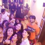 Tejasswi Prakash Instagram – Coz family is forever
.
.
#familygoals #swaragini #nostalgia