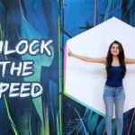 Tejasswi Prakash Instagram - Say hello to the #OnePlus6T that launches today! I can tell you that this smartphone is truly magical! Stand a chance to win this stunning new smartphone, go follow @oneplus_india to be eligible. #UnlockTheSpeed