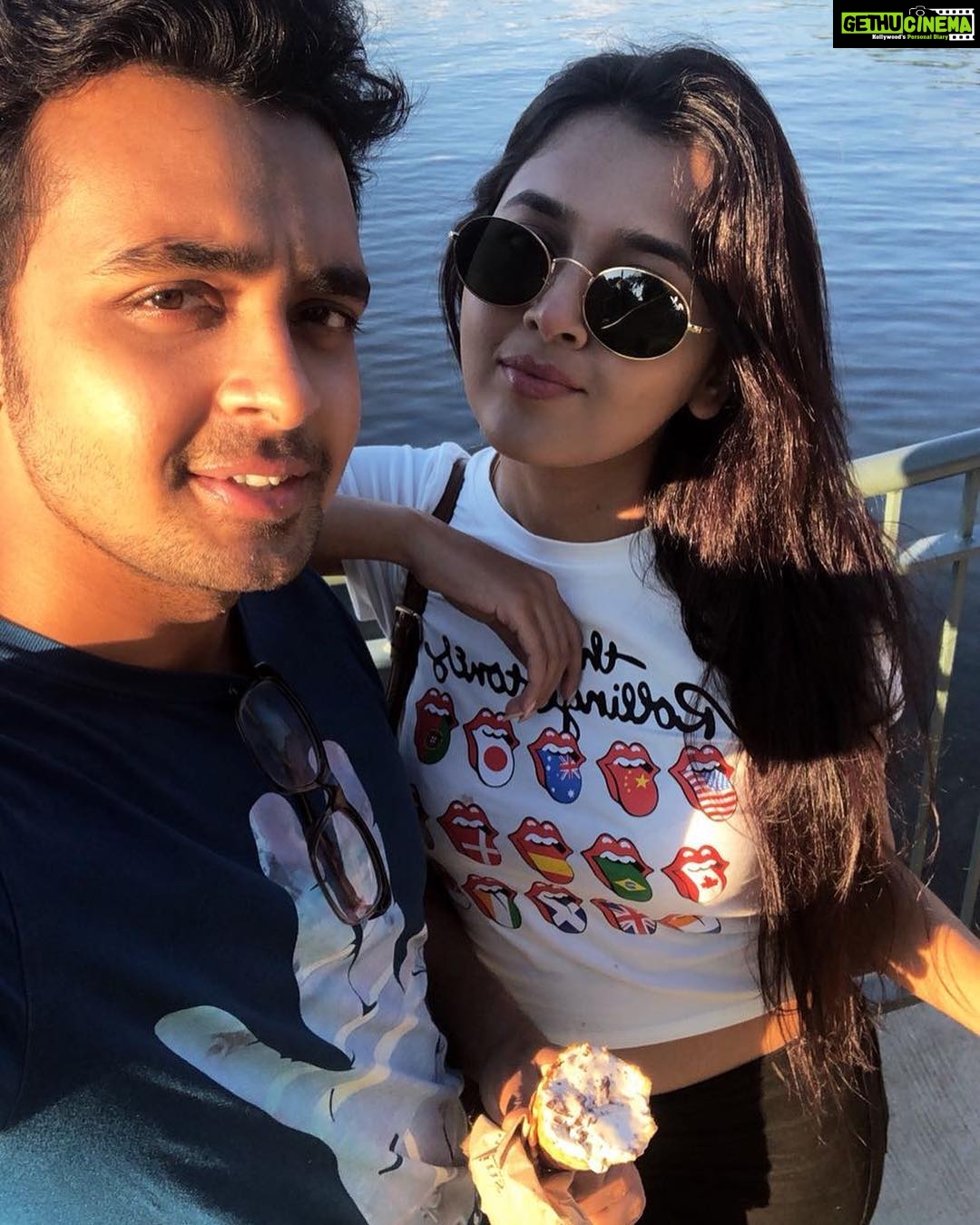 Tejasswi Prakash Instagram - Both my mirror and my opposite . . .#babybrother