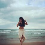 Tejasswi Prakash Instagram - As if kissing the earth with her feet . . #candid #peace #theoceanblue Foster Avenue Beach
