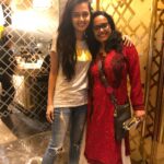 Tejasswi Prakash Instagram - When you build yourself not just a work environment but family... . . #blessed #goodvibes #moviedate