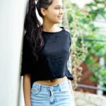 Tejasswi Prakash Instagram - Back to black🌑 . . .#challenge #experimenting #shades Hyderabad