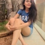 Tejasswi Prakash Instagram - It takes a long time to grow an old friend... . . .#beach #breeze #peace . PC- @manali_sawant Razzberry Rhinoceros