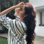 Tejasswi Prakash Instagram – Happiness to me is a warm sunny day .
.
#letsbeeachotherspeace