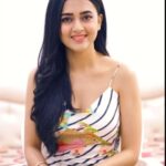 Tejasswi Prakash Instagram - @plaympl is here with the Biggest Ludo Tournament - National Ludo series! Guys, don't miss the chance to win big by playing National Ludo Series now. Download the app using my referral Code N5MSZ8Q6 and win Mahindra Thar, Royal Enfield and cash winnings up to Rs.2.5 Crores and many more prizes. . #MPLNationalLudoSeries  #BadePlansOnMPL #ad @plaympl